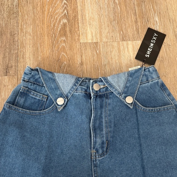 SHEIN Denim Cargo Joggers - Picture 2 of 4